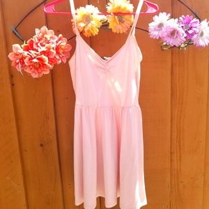 Flattering Skater Dress☀️ ❤OFFERS?❤